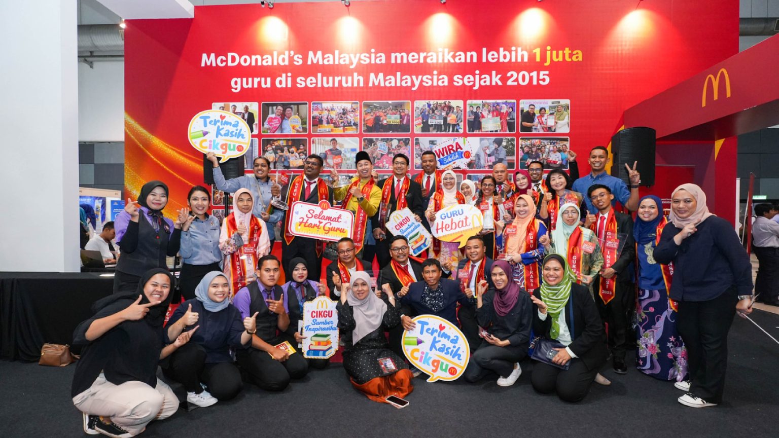 Office Environment - 2