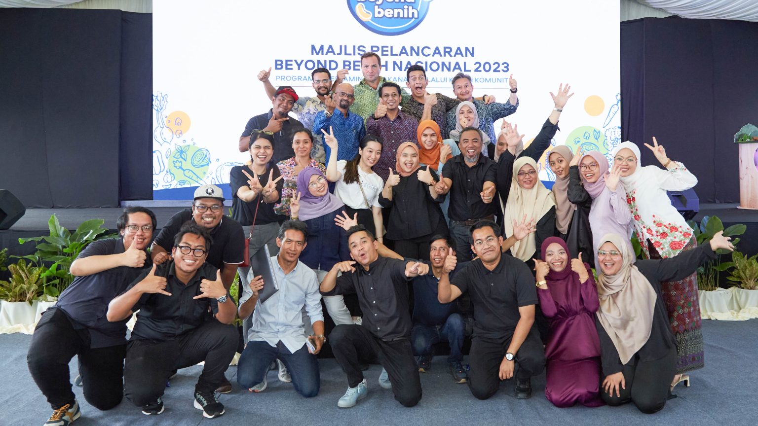 Office Environment - 1