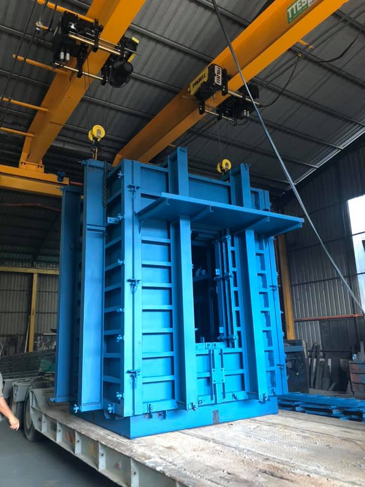 Office Environment - 4