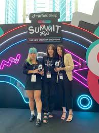 Office Environment - 1