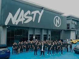 Office Environment - 1